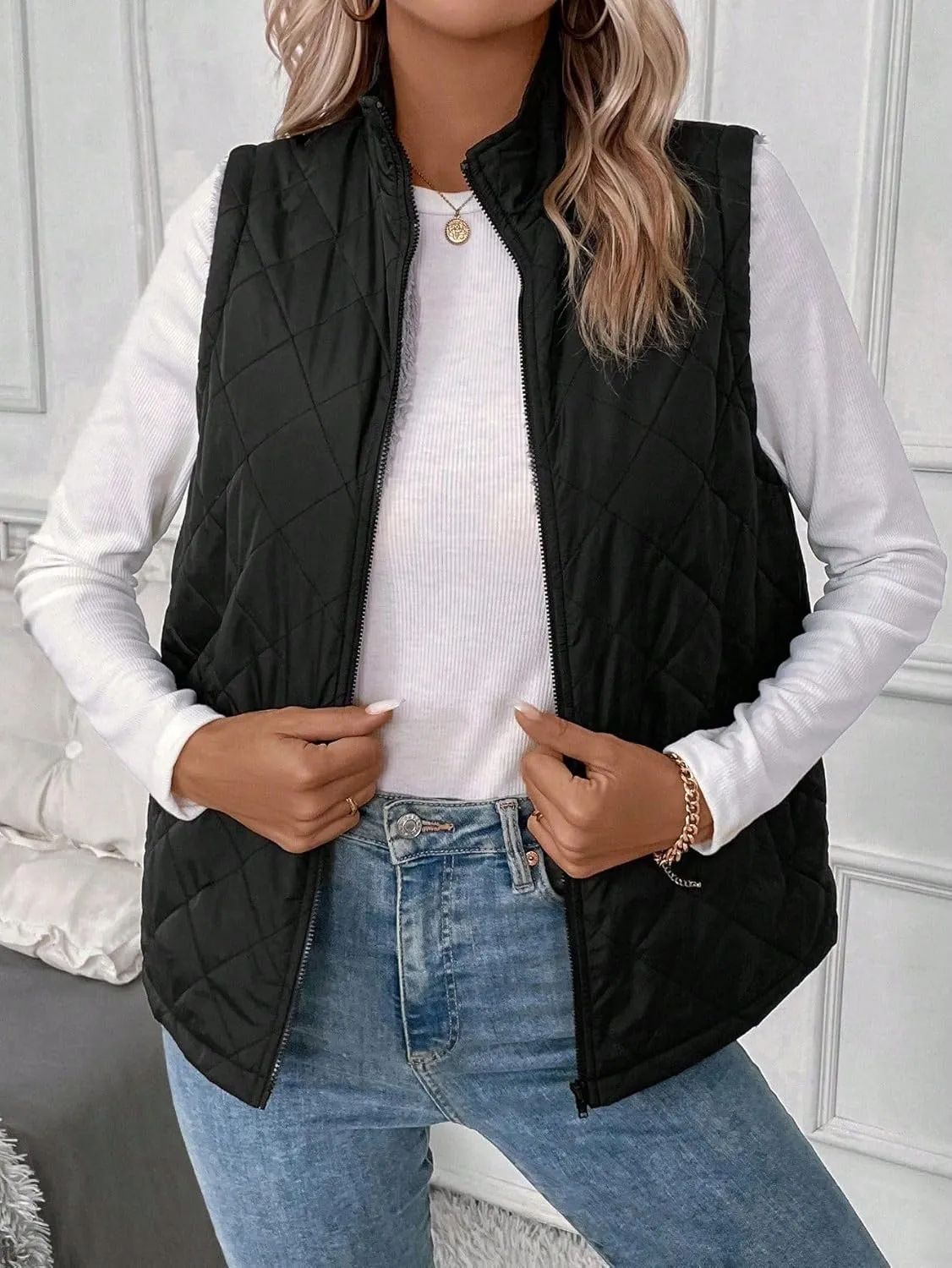 SKAYS Women's Stand Collar Lightweight Quilted Vest Zip Up Sleeveless Outwear Jacket with Pockets