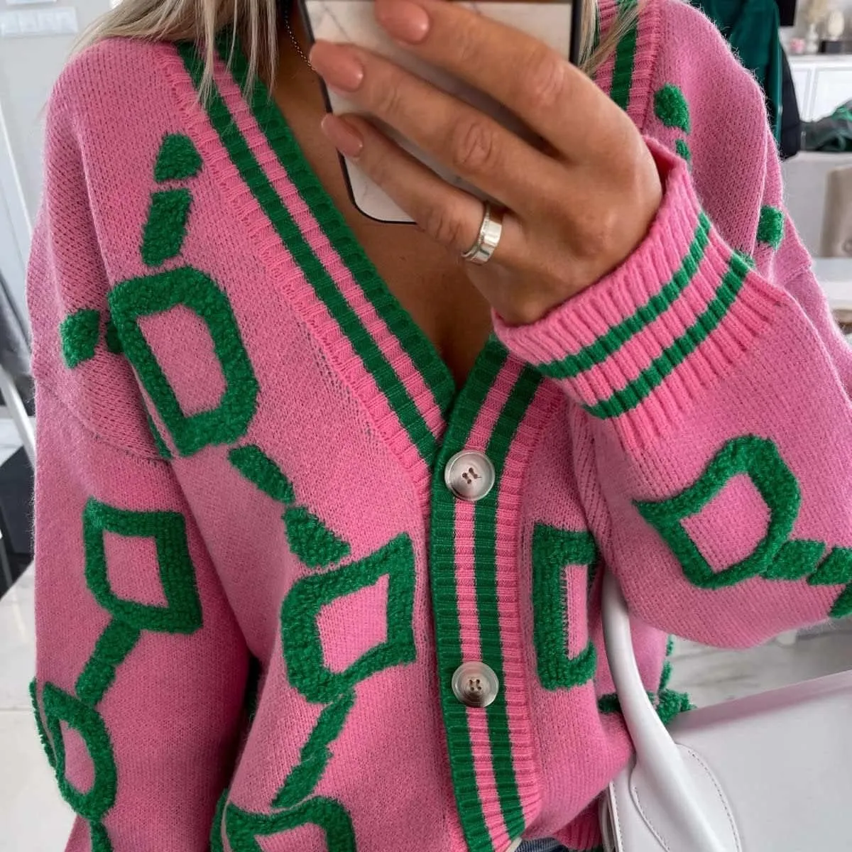 Women's Button V Neck Knit Long Sleeve Cardigan Sweater Casual Drop Shoulder Geometric Knit Loose Chunky Outerwear Top