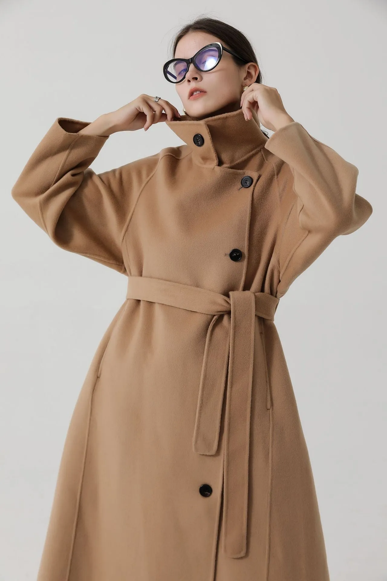 Women's loose fit stand collar lace up single breasted wool coat